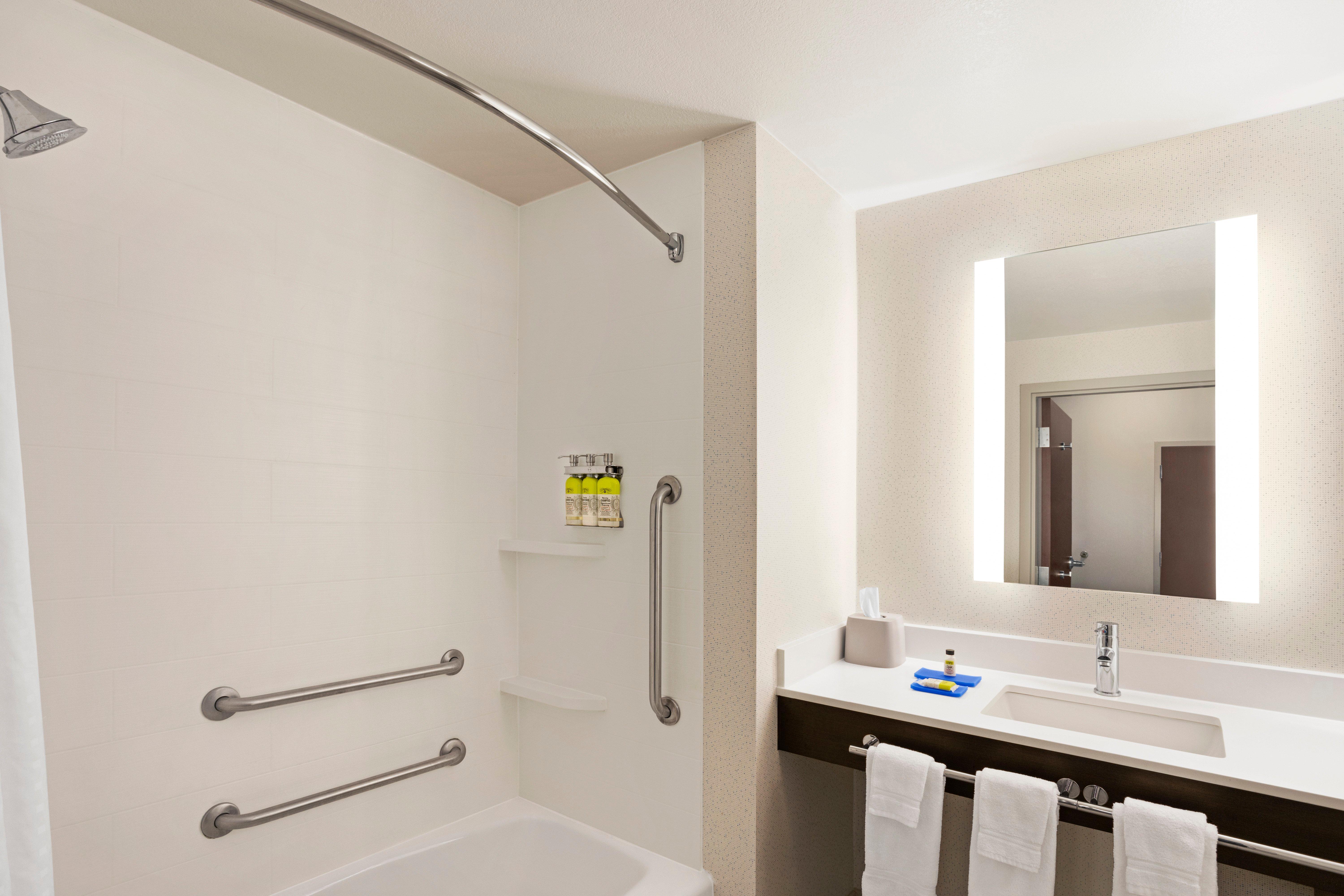 Holiday Inn Express Hotel & Suites Durant By Ihg Exterior photo
